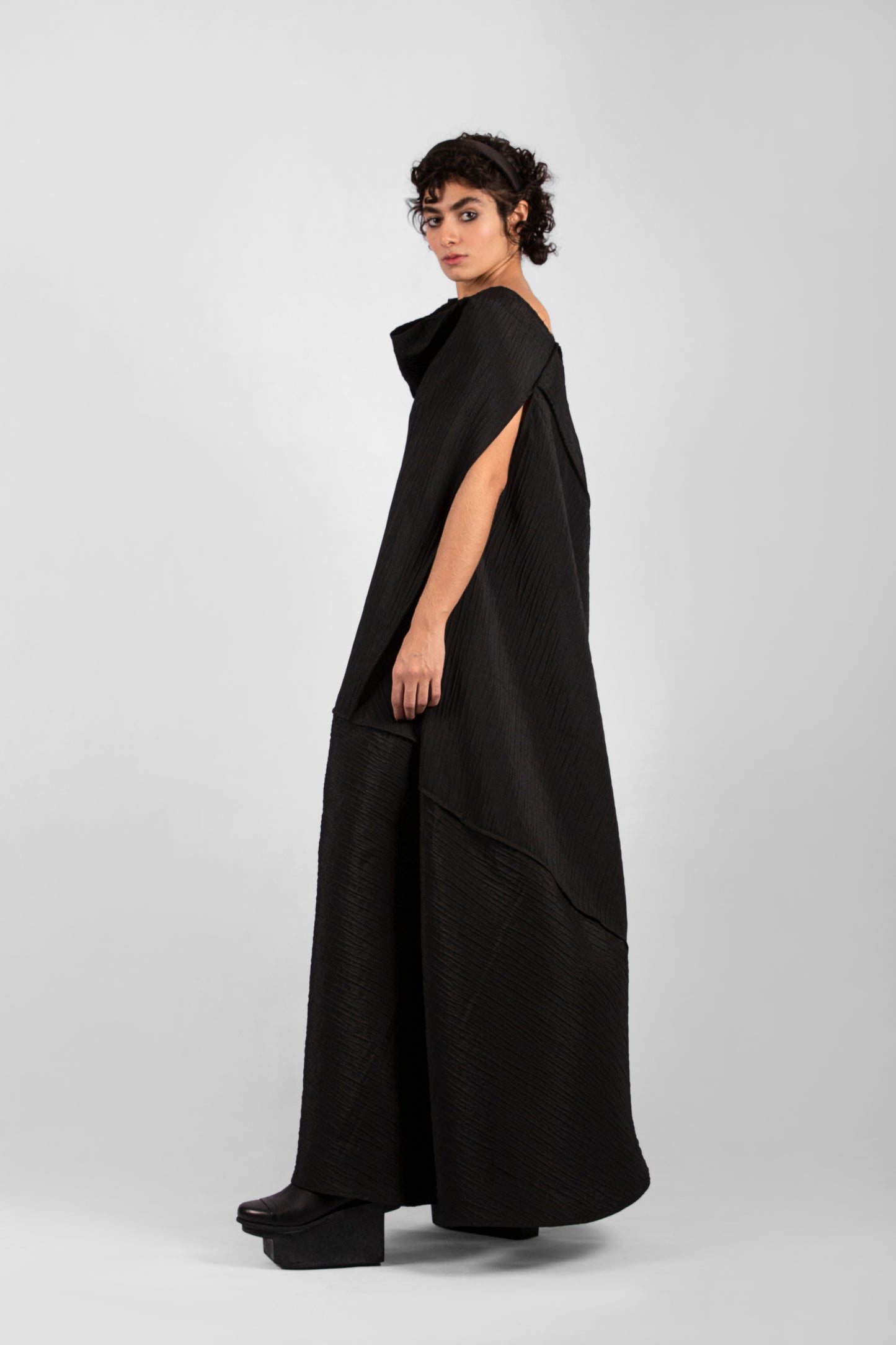 Essence Dress- Black