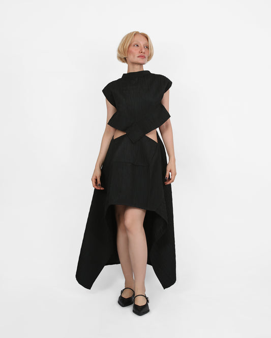 Axis Shift Dress - Black