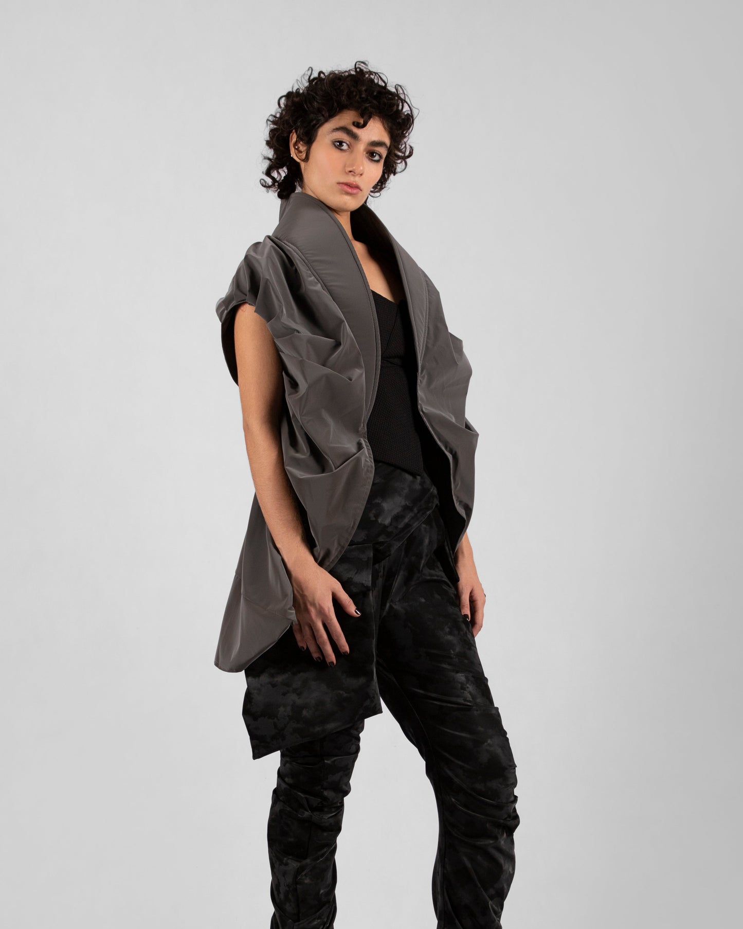 Sculpted Air Vest - Gray