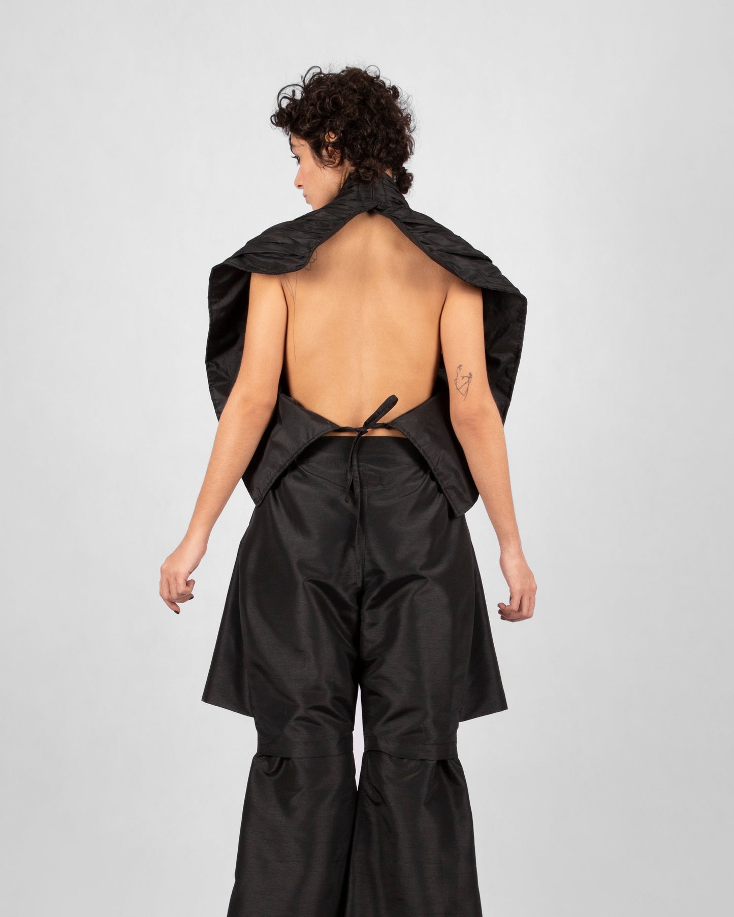 Shell Top/Vest - Black