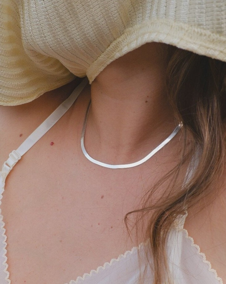 sterling silver herringbone chain with clasp closure