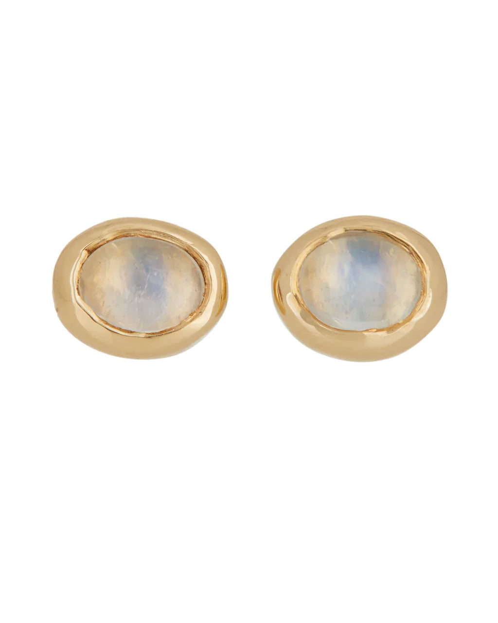 Pair of earrings in 14k yellow gold with moonstone cabochons.