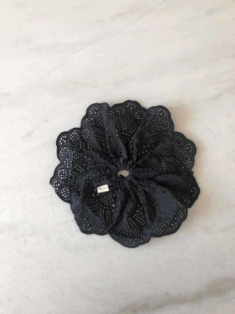 ALICE LACE SKIRT SCRUNCHIE