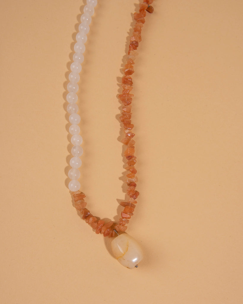 Stoner Necklace – White Tangerine
