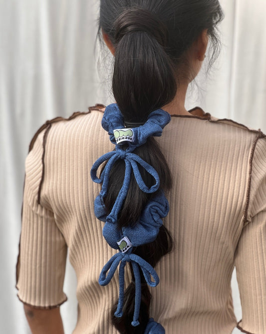 Bow Scrunchy – Azure