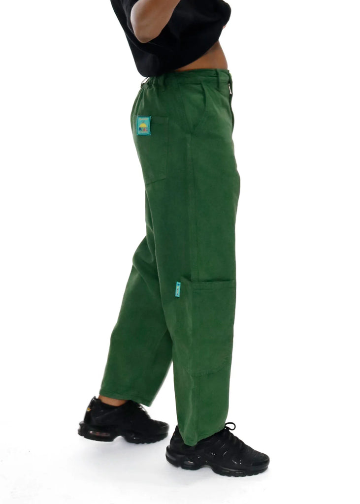 Green straight leg pant with large pockets below knee, two side pockets at hip, button closure, zipper fly, and belt loops