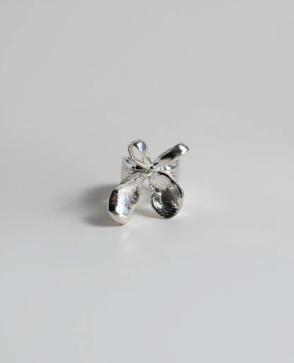 Finger Bow Cuff Ring