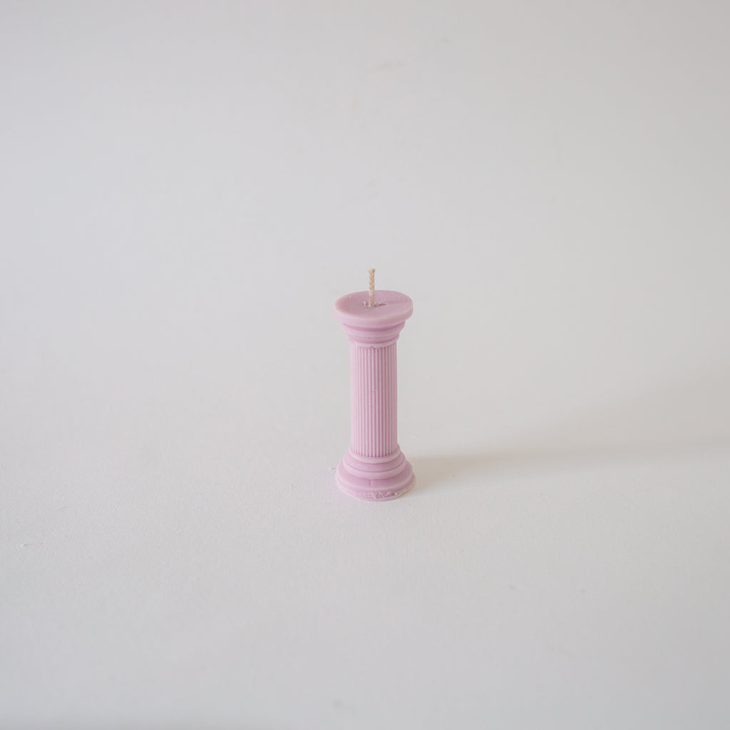 Nata Concept Baby Doris soy Candle in Lilac. Available at EASE Toronto. 