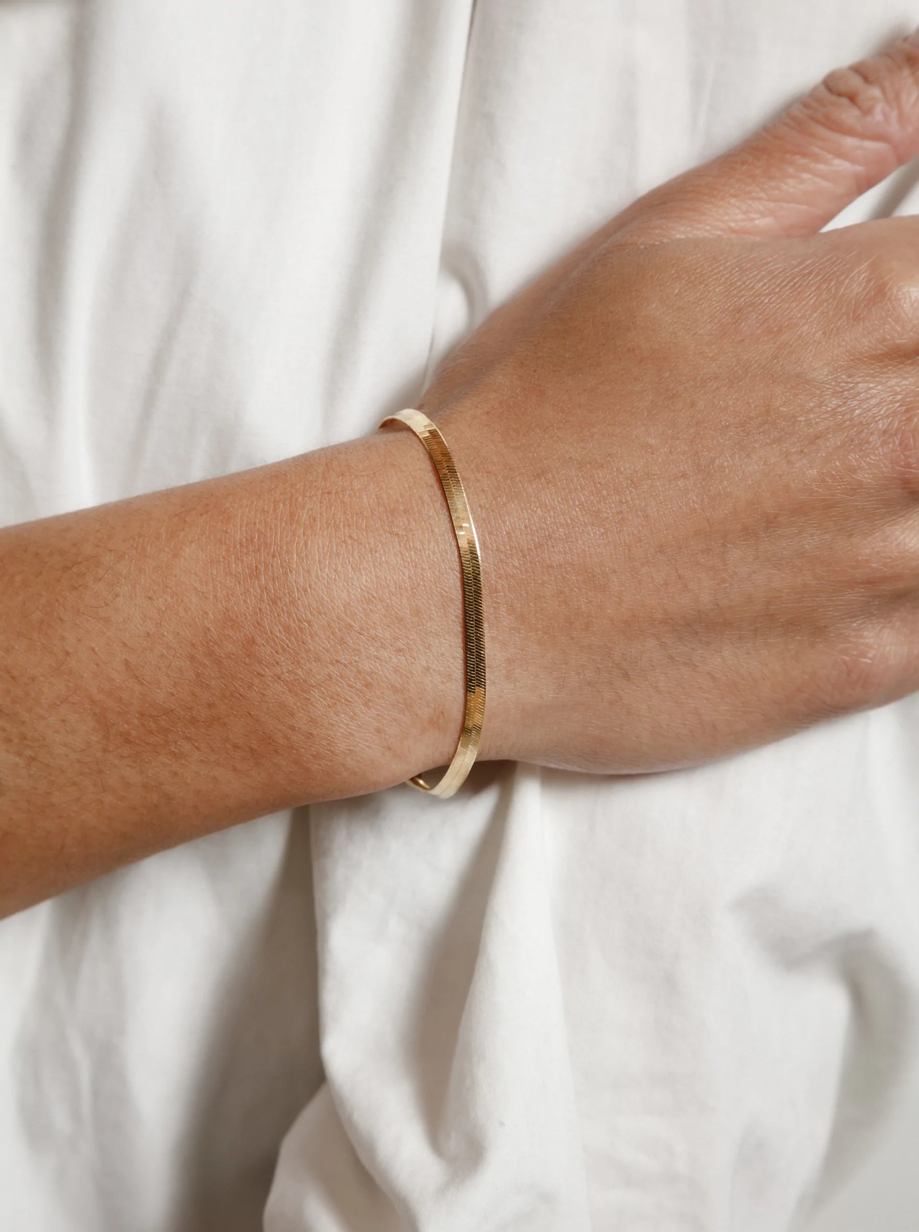 Herringbone Bracelet – Gold