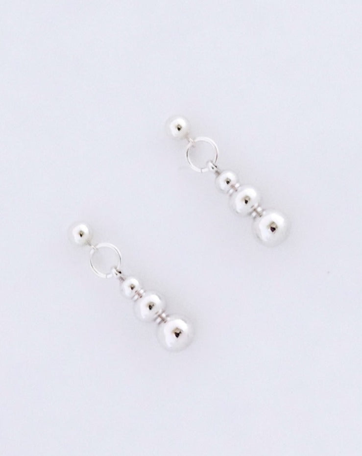 Pearl Drop Earrings - Silver