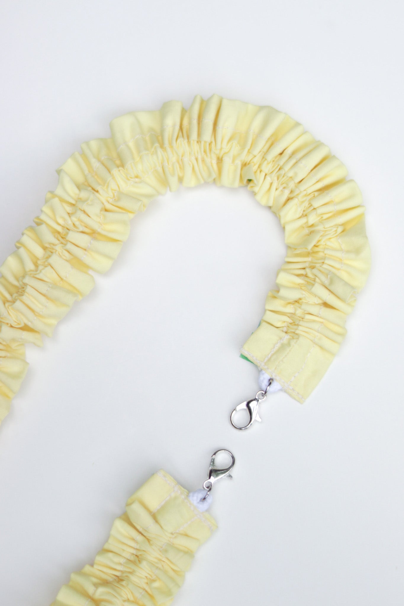 Ruffle Mask Lanyard