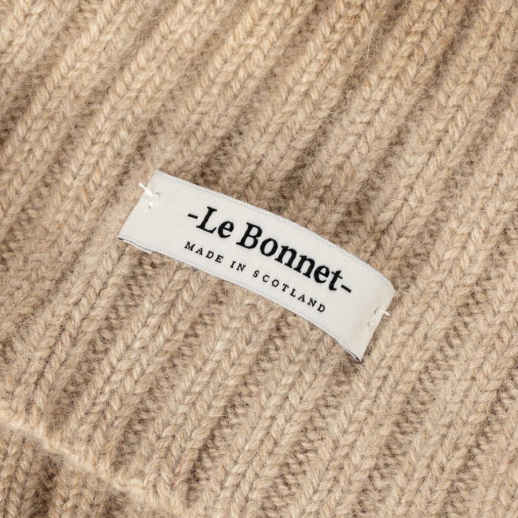 Le Grand Bonnet – Sand